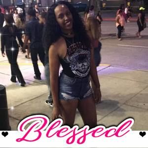 Meet your Posher, Brianne